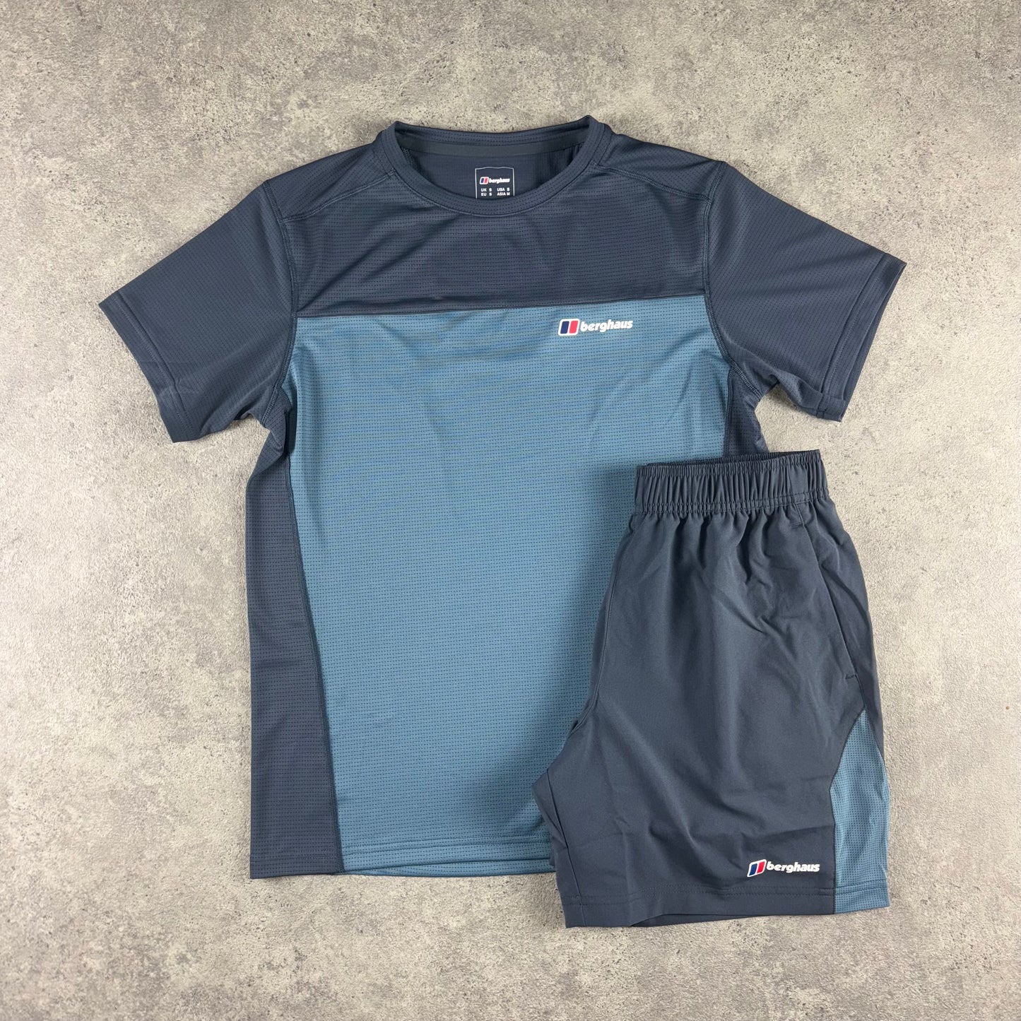 BERGHAUS TECH SET (NAVY)